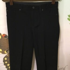 Chico's Perfect Girlfriend Slim Leg Ankle Black Jeans Women’s 0.5 Short
